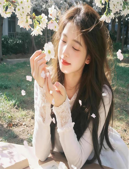 【学术研究视角】《随着我的节奏舞动》美学的艺术标准与审美价值 从艺术角度分析为你详细解读